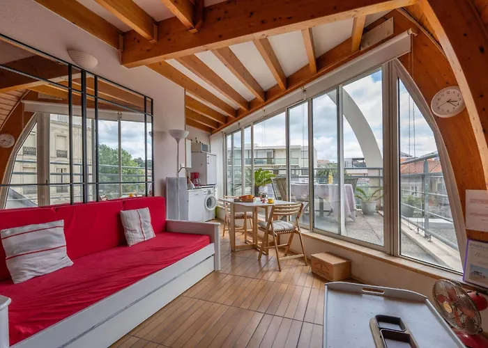 Hunier By Interhome דירה *